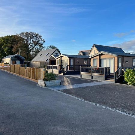 The Pods At Haulfryn Caravan Park Whitford Bagian luar foto