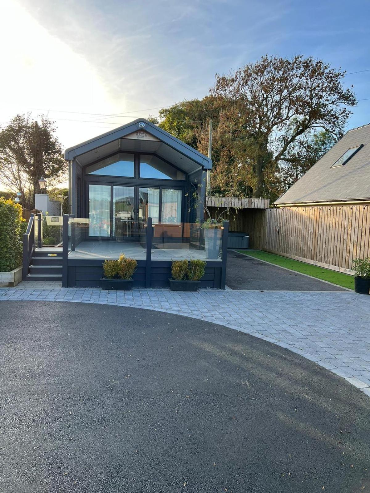 The Pods At Haulfryn Caravan Park Whitford Bagian luar foto